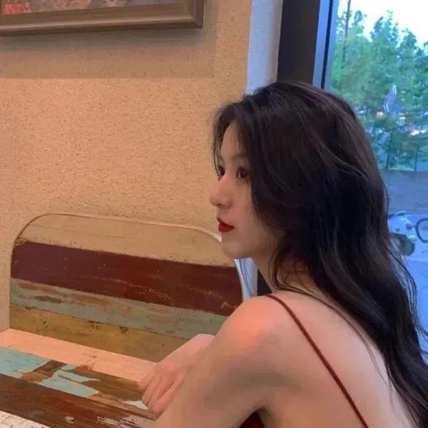山河血泪美人恩